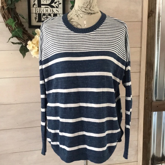 VINEYARD Vines Blue Sweater M - Picture 1 of 4